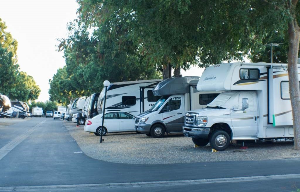 Walnut RV Park Northridge, California camp site, campground, Los Angeles, Hollywood